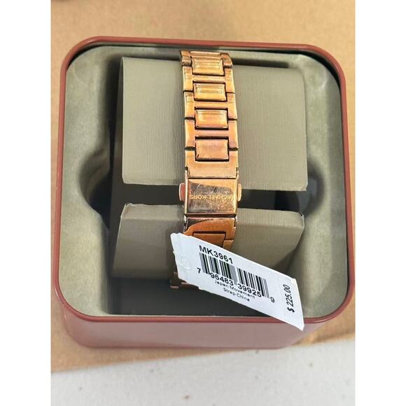 Michael Kors Gabbi MK3961 Women's Rose Gold Tone MOP Dial Crystal Watch - Picture 3 of 5